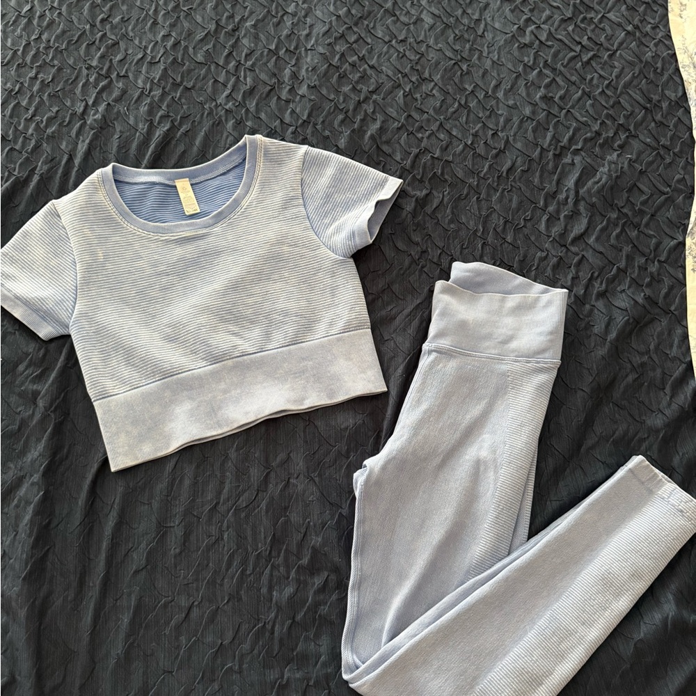 Stylish Blue Ribbed Top and leggings by Offline